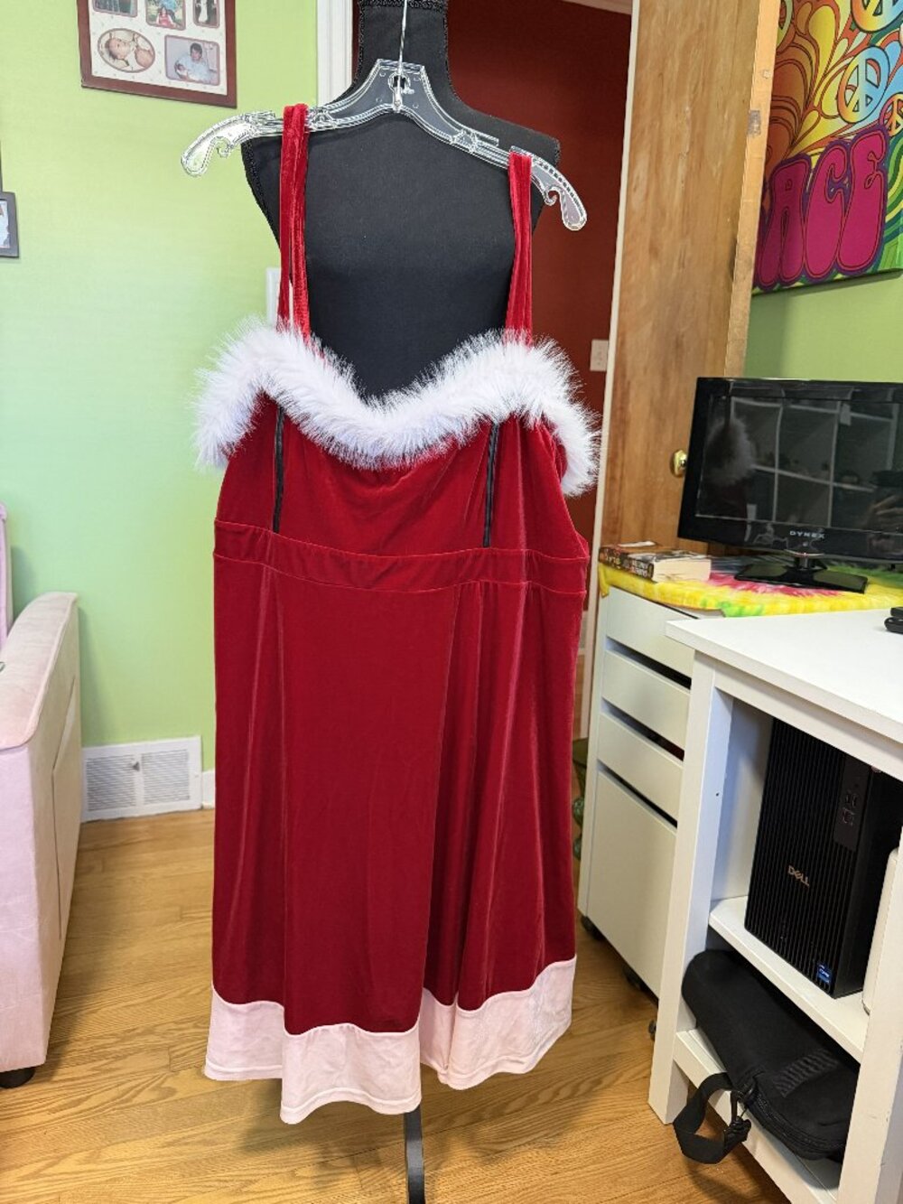 Rose Gal 5X Mrs. Santa Claus Costume
